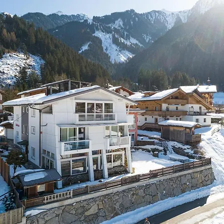 Waldhaus I * Mayrhofen